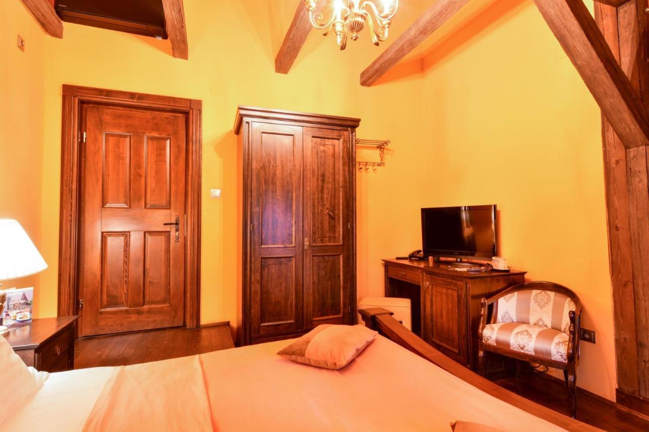 Hotel Casa Georgius Krauss Sighişoara Exterior foto